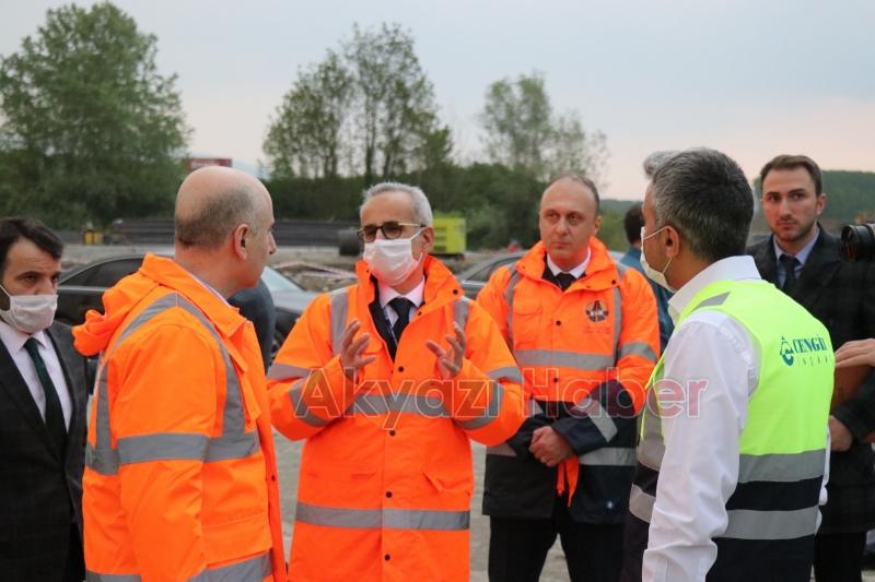 Ulaştırma Bakanı Akyazıda otoyol inşaatını inceledi