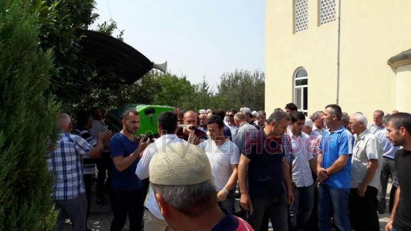 Ümit Serdar Defnedildi