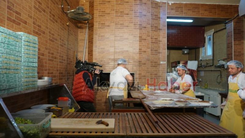 ÜNLÜ SUNUCU VAHE KILIÇARSLAN AKYAZIda  