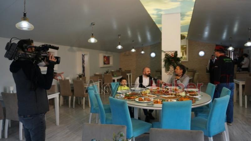 ÜNLÜ SUNUCU VAHE KILIÇARSLAN AKYAZIda  