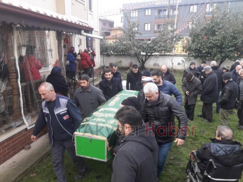 Akyazılı ünlü yönetmenin baba acısı