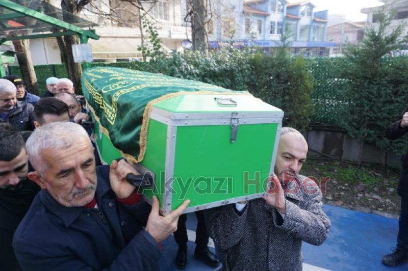 Akyazılı ünlü yönetmenin baba acısı
