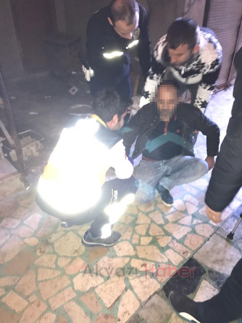  Uyuşturucu Madde Kullanan Adam Hastaneye Kaldırıldı