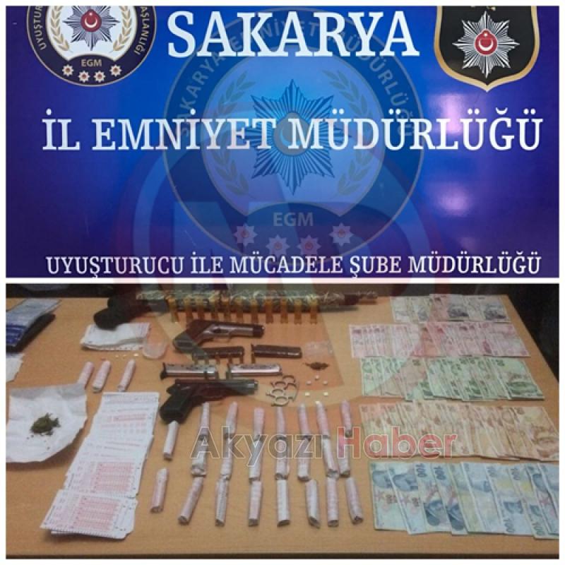 Uyuşturucu Satıcıları Suçüstü Yakalandı