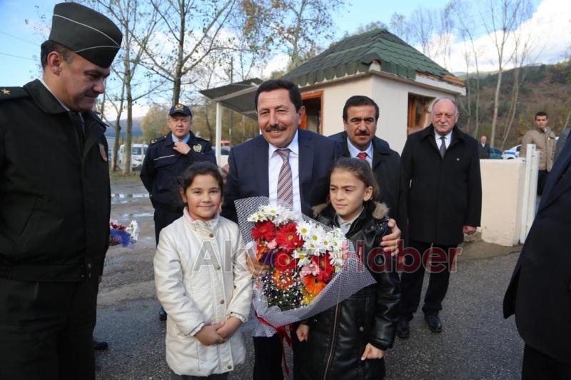 Vali Balkanlıoğlu Dokurcun Jandarma Karakol Komutanlığı’nın Açılışını Yaptı