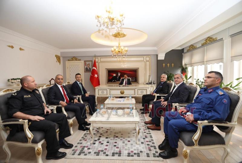 Vali Balkanlıoğlu’ndan İlçelere Hayırlı Olsun Ziyaretleri