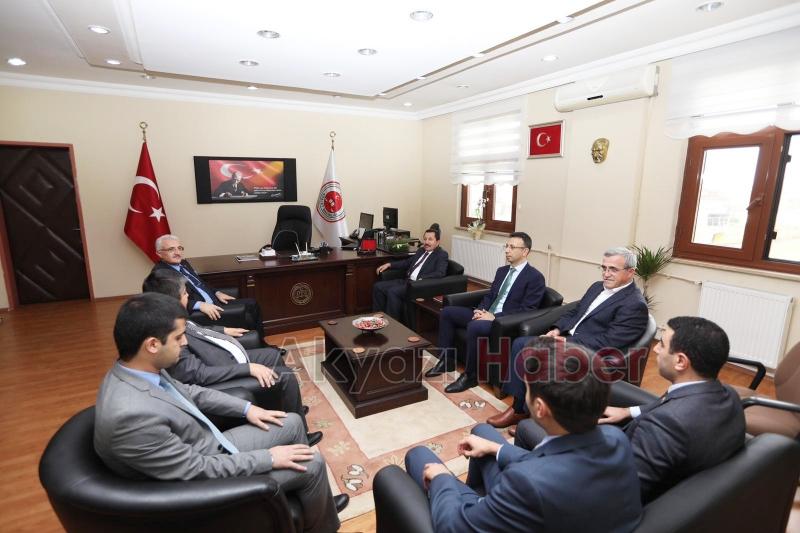 Vali Balkanlıoğlu’ndan İlçelere Hayırlı Olsun Ziyaretleri