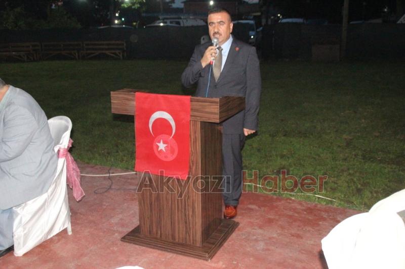 Vali Çoş Akyazılı Muhtarların İftarına Katıldı