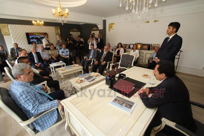 VALİ İRFAN BALKANLIOĞLU’NDAN AKYAZI’YA ZİYARET