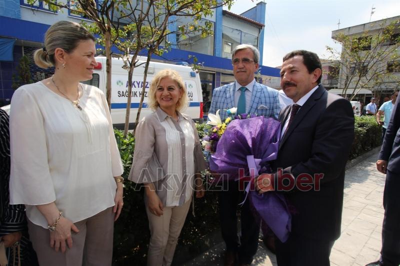 VALİ İRFAN BALKANLIOĞLU’NDAN AKYAZI’YA ZİYARET