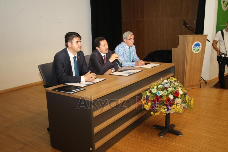 VALİ İRFAN BALKANLIOĞLU’NDAN AKYAZI’YA ZİYARET