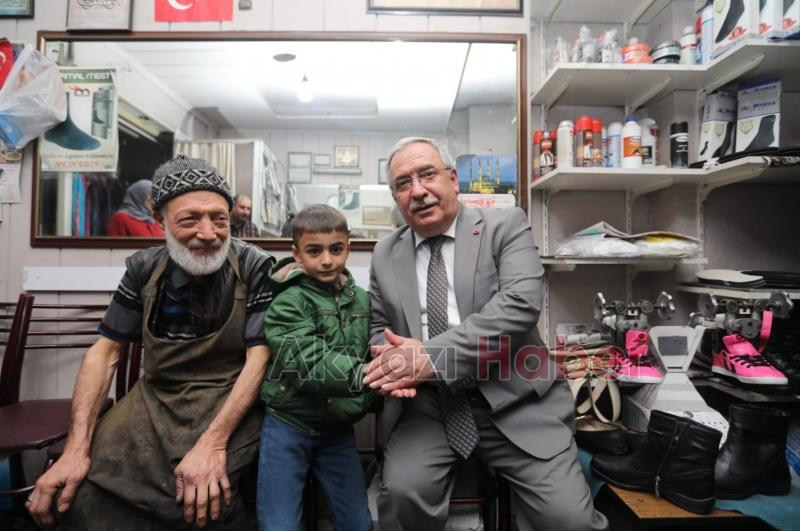 Vali Nayir Akyazıdaki Aday Öğretmenlerle Buluştu