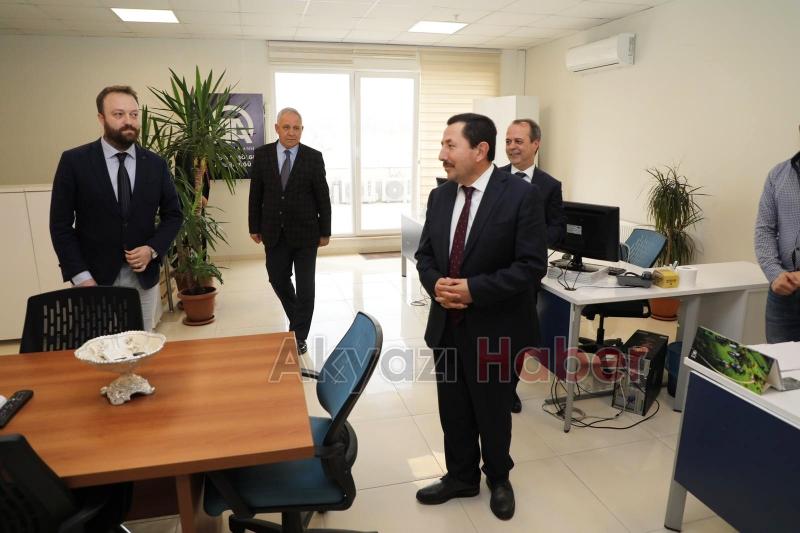 ValiBalkanlıoğlu’ndan Basın Kuruluşlarına Ziyaret