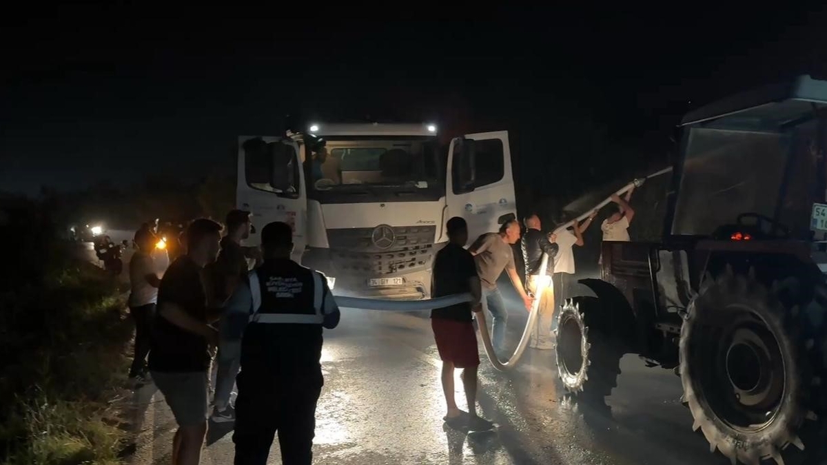 Valilikten Geyve'deki yangınla ilgili açıklama