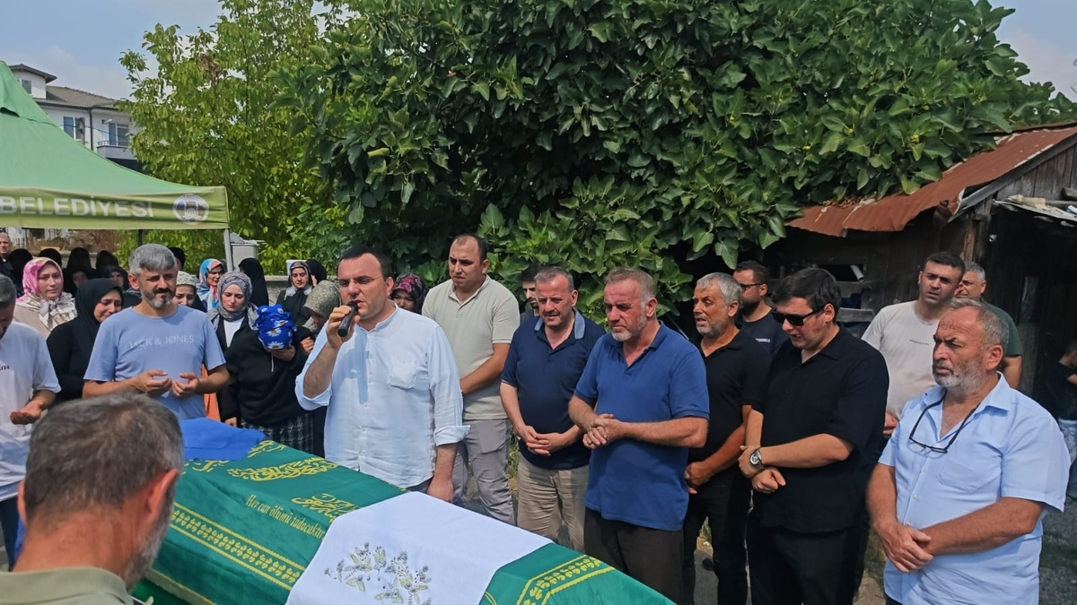 Vesile Tekin defnedildi