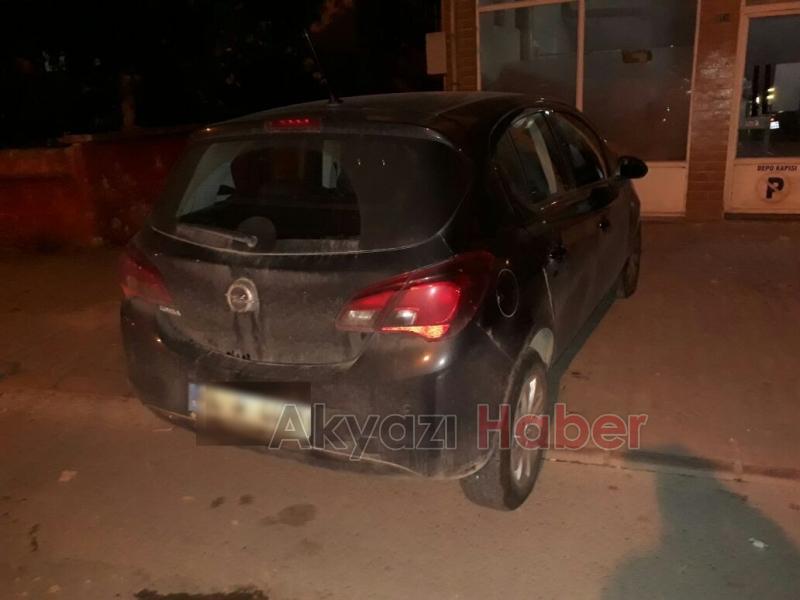 Virajı Alamayınca Minibüse Çarptı