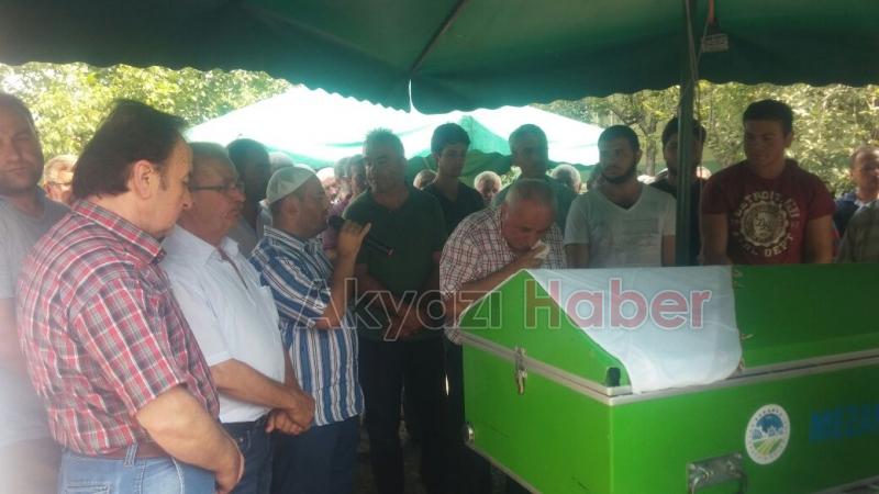 Yadigar Elma Defnedildi