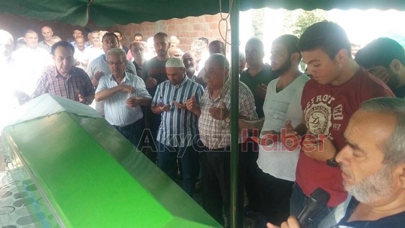 Yadigar Elma Defnedildi