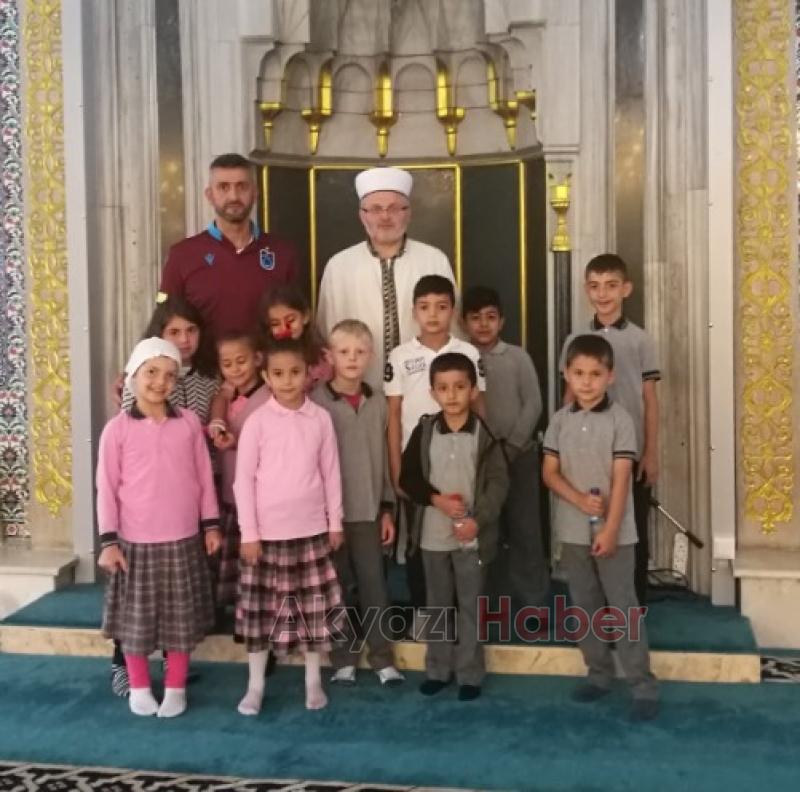YAĞCILAR İLKOKULUNUN GAZİ SÜLEYMAN PAŞA CAMİİ ZİYARETİ