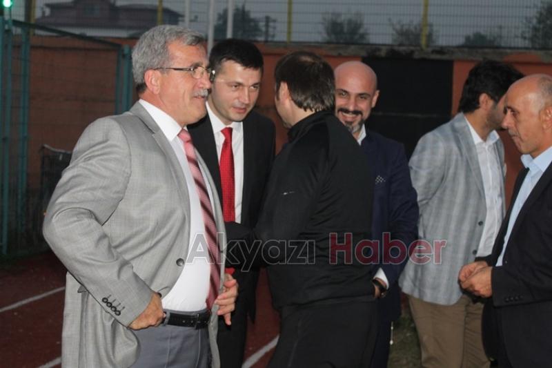 YAĞMUR ÇAMUR DEMEDEN HAZIRLIKLAR DEVAM