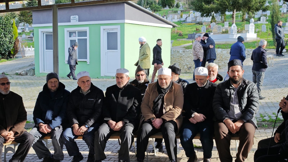 Yahya Atmaca Toprağa Verildi. 