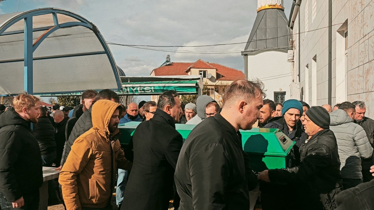 Yahya Atmaca Toprağa Verildi. 