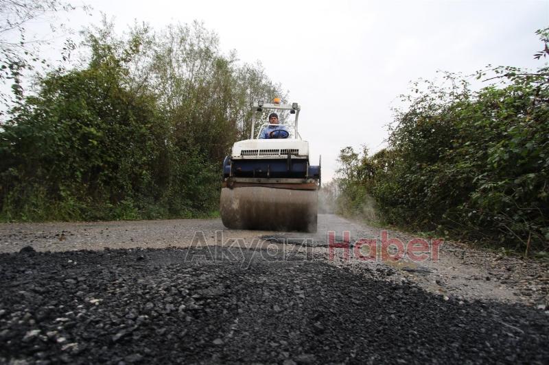 Yahyalı Civitler Batakköy Baglantı Yolu Asfalt Çalışması Devam Ediyor
