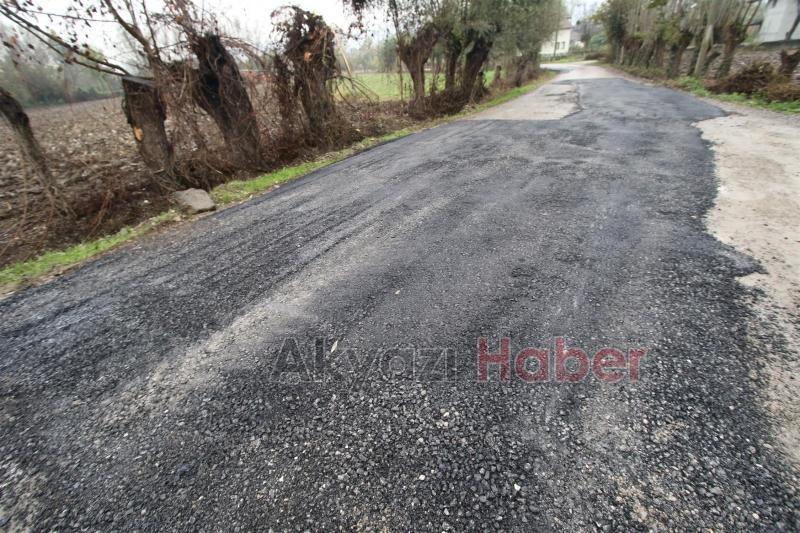 Yahyalı Civitler Batakköy Baglantı Yolu Asfalt Çalışması Devam Ediyor