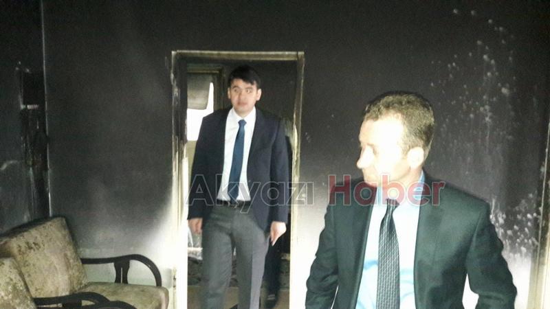 Yanan Eve Giderek Aileyi Ziyaret Ettiler