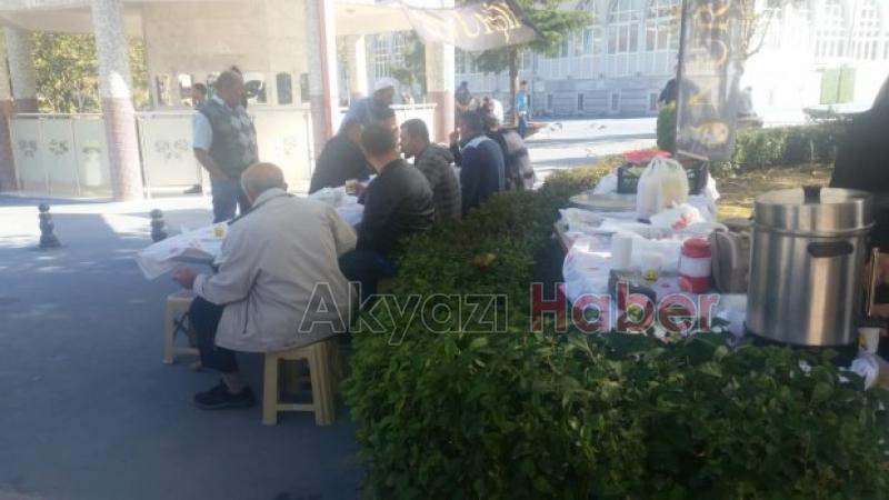 Yanan Yunus Emre Camii için  Kermes düzenlendi