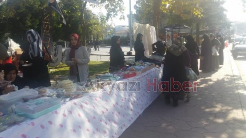 Yanan Yunus Emre Camii için  Kermes düzenlendi