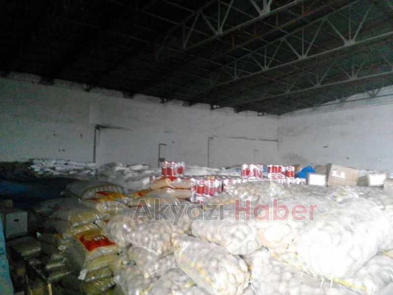 Yardım Tırları Yerine Ulaştı