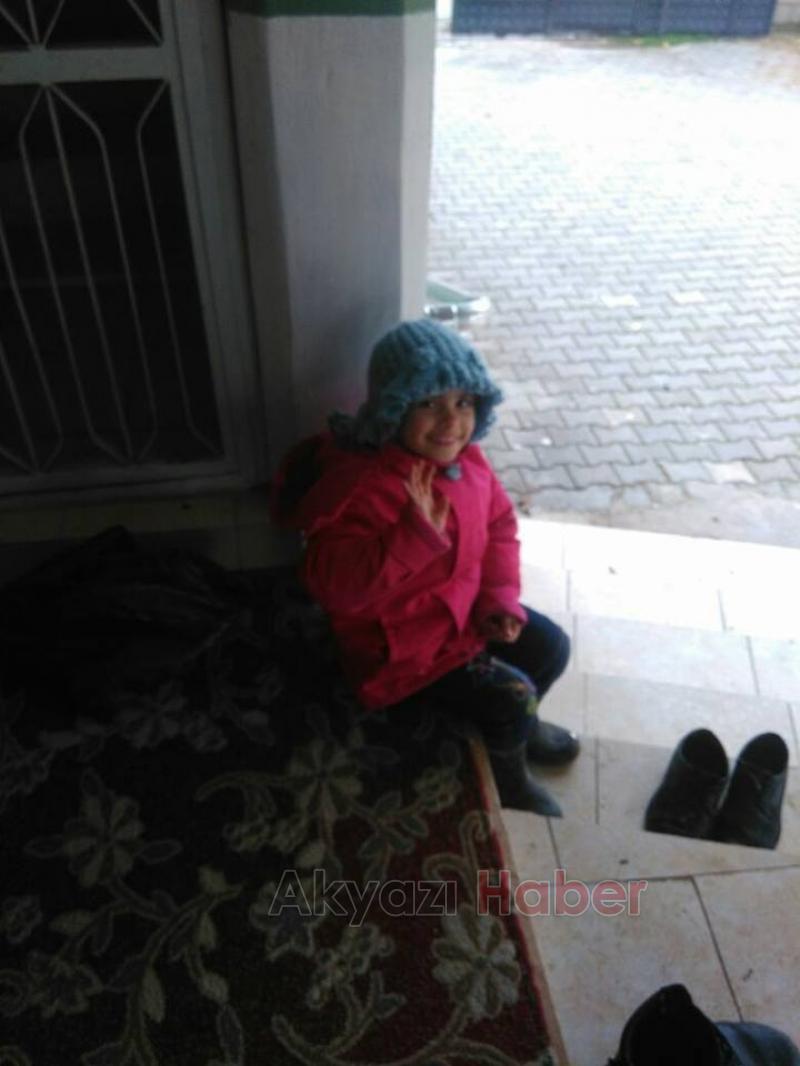 Yardım Tırları Yerine Ulaştı