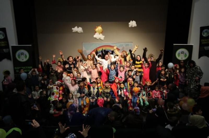 YARIYIL TATiLiNDE ÇOCUKLAR DOYASIYA EĞLENDi