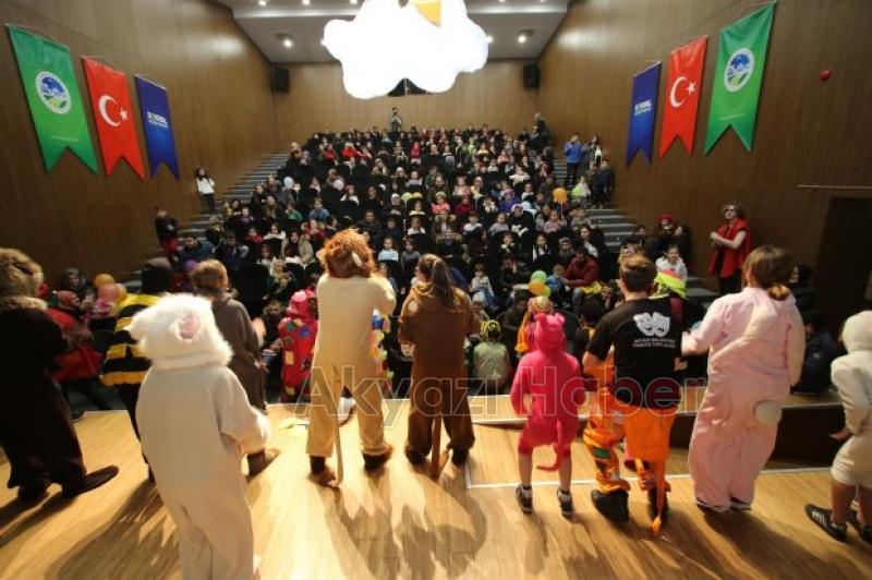 YARIYIL TATiLiNDE ÇOCUKLAR DOYASIYA EĞLENDi