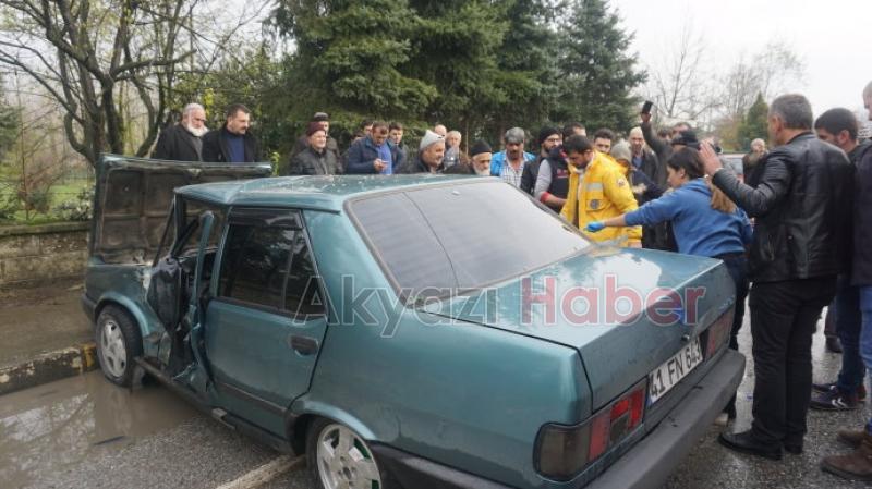 Okula yemek götürüyordu Otomobille çarpıştı 1 yaralı