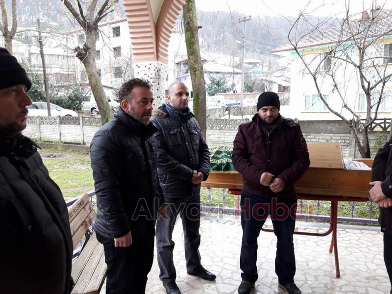 Yaşar Özdemir Defnedildi