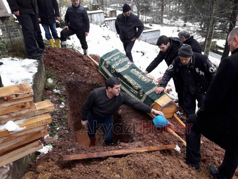 Yaşar Özdemir Defnedildi