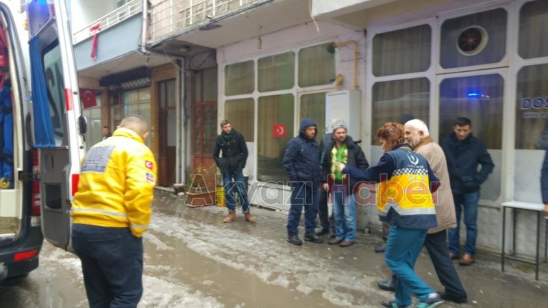 Yaşlı Adam Merdivenden Düştü