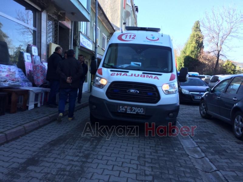 Yaşlı Adam Pasajda Fenalaştı