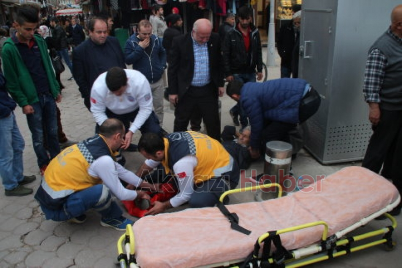 Yaşlı Adam Bisikletten Düşerek Fenalaştı