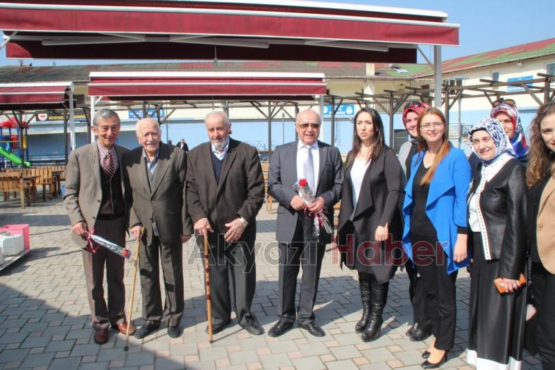  Yaşlılar Haftası Akyazı’da Kutlandı