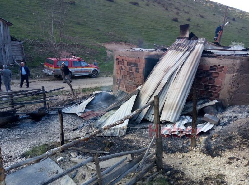  Yaylada Çıkan Yangın Korkuttu