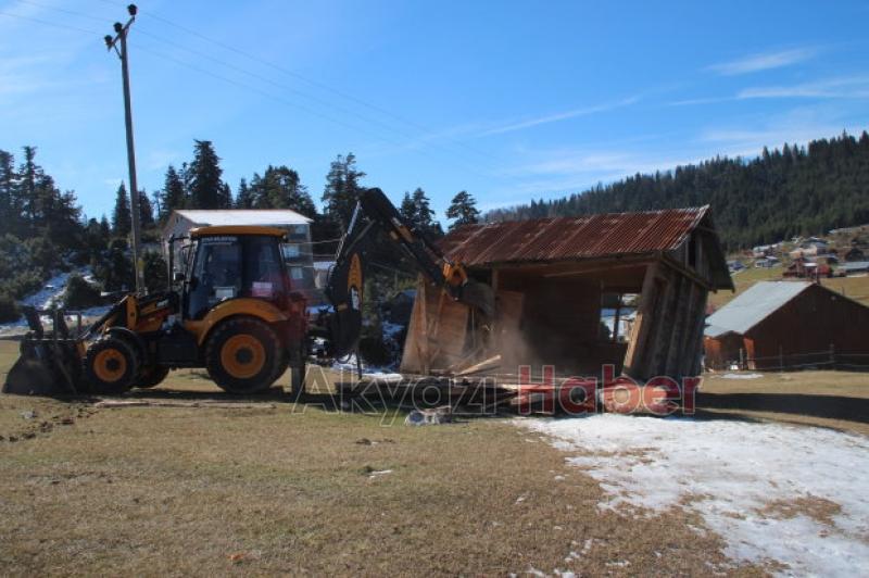 Yayladaki Evini Böyle Taşıdı