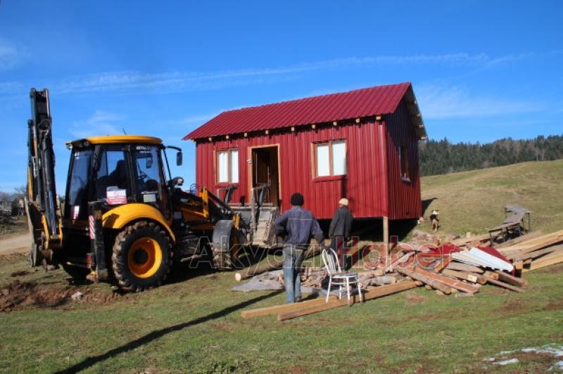 Yayladaki Evini Böyle Taşıdı