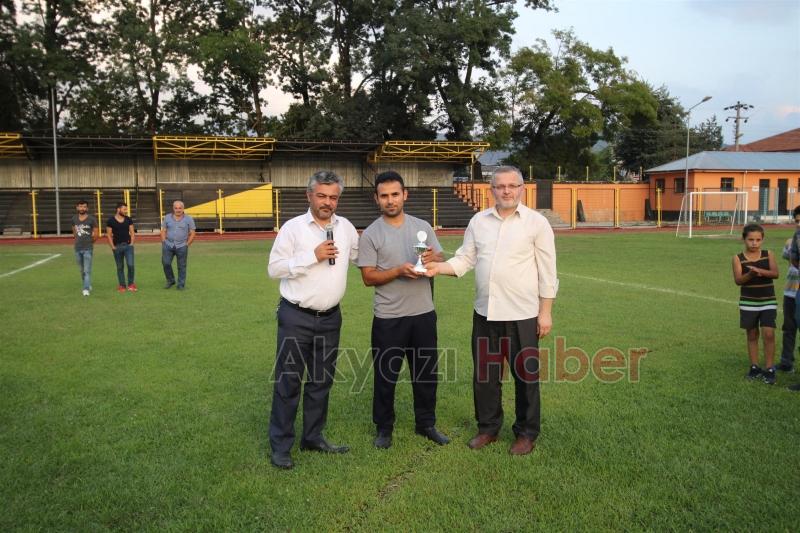 Yaz Kuran Kursu Futbol Final Maçında Pazarköy Şampiyon Oldu