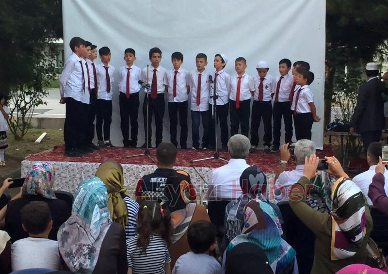 YAZ KURAN KURSU ÖĞRENCİLERİNDEN YILSONU ETKİNLİKLERİ