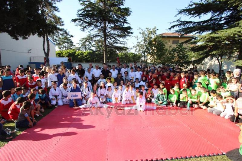 YAZ SPOR OKULLARI İÇİN AÇILIŞ TÖRENİ YAPILDI