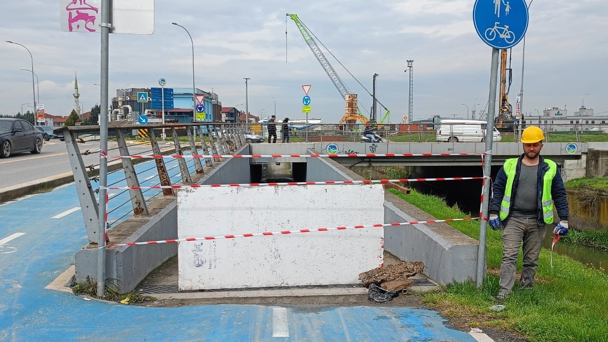 Yazlık Kavşağı'nda yaya, bisiklet yolu ve alt yaya geçidi kapatılacak