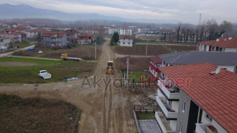 YENİ AÇILAN PARSELLER SICAK ASFALT İLE BULUŞUYOR